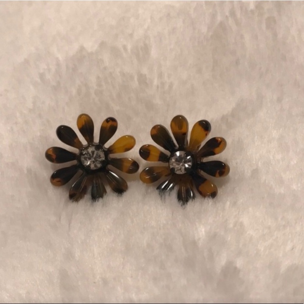 JCrew Factory Flower Tortoise Studs - Picture 2 of 3